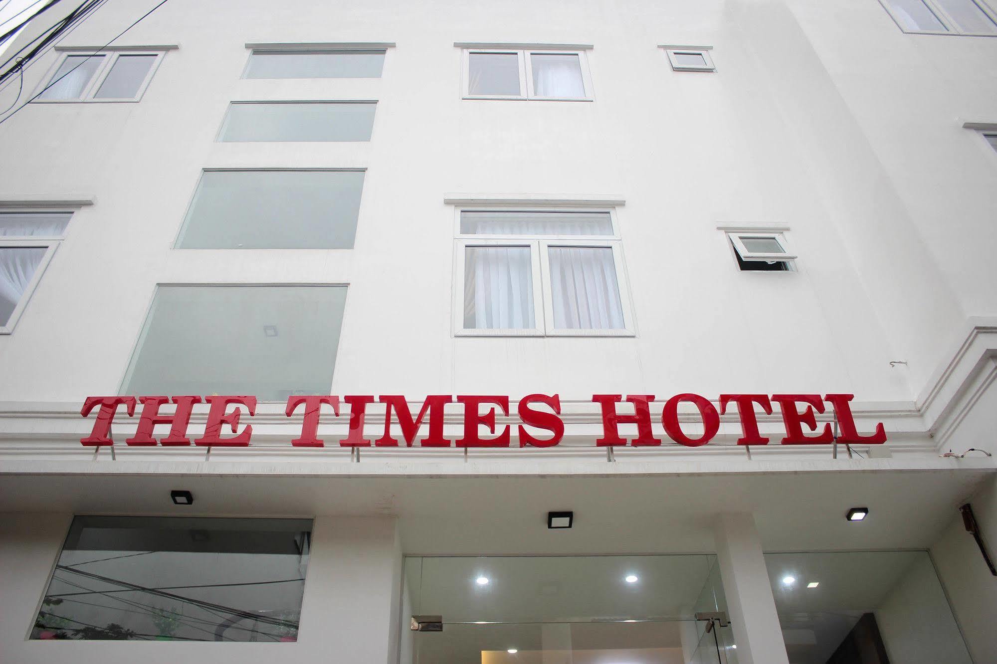 The Times Hotel Hue Exterior foto