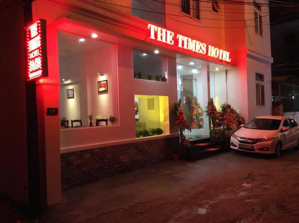 The Times Hotel Hue Exterior foto